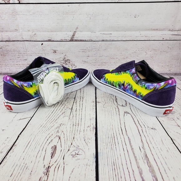 *Sold New Van's Old Skool Tie Dye Sneakers - Picture 6 of 11